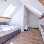 House - Sky Daire *