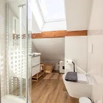 House - Sky Daire *