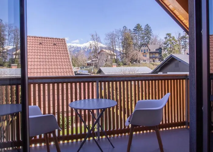 House - Sky 아파트 *