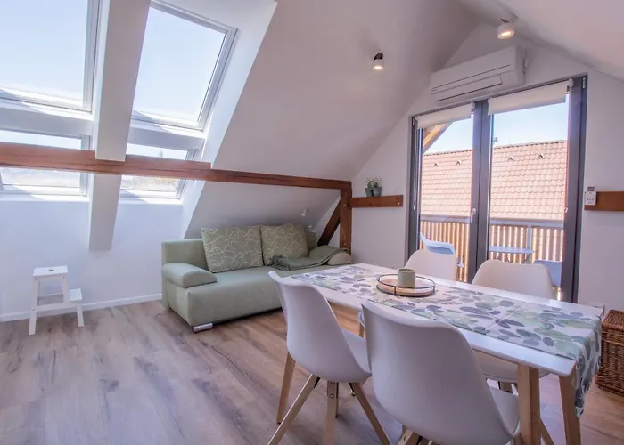 아파트 House - Sky